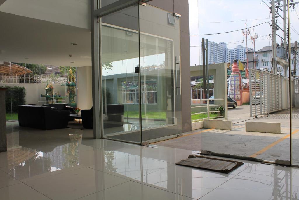 Utd Apartments Sukhumvit Ban Khlong Nang Li 외부 사진