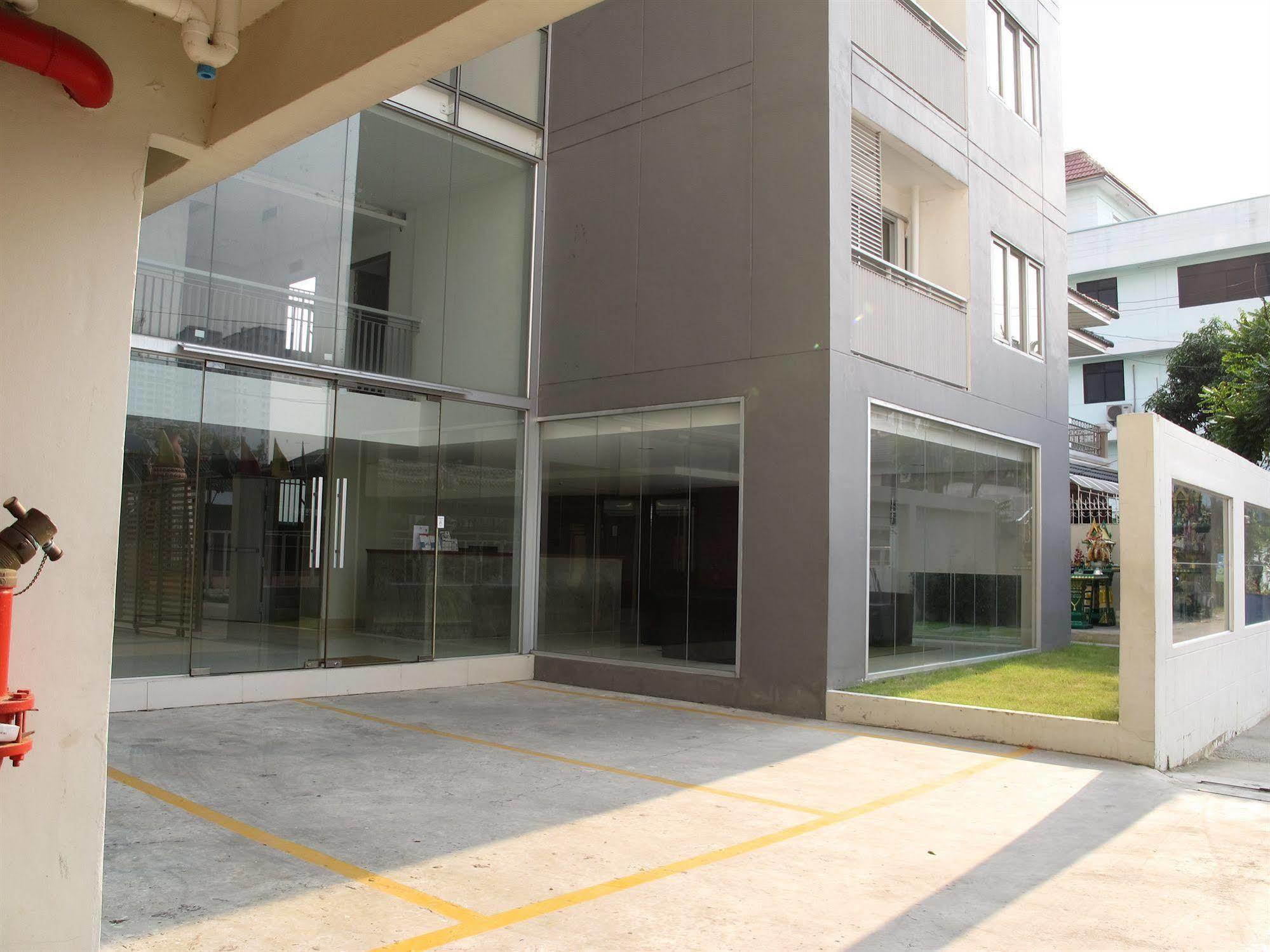 Utd Apartments Sukhumvit Ban Khlong Nang Li 외부 사진